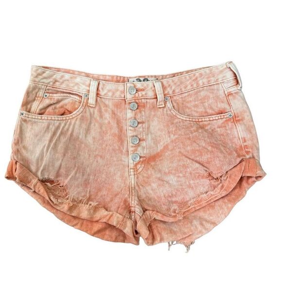 Free People Romeo Rolled Cuff Cut Off Denim Shorts Women's Sz 30 Sunny Peach - Picture 1 of 7